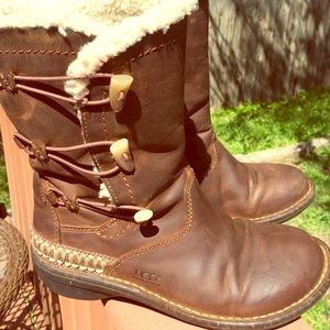 UGG Genuine Leather Winter Boots!