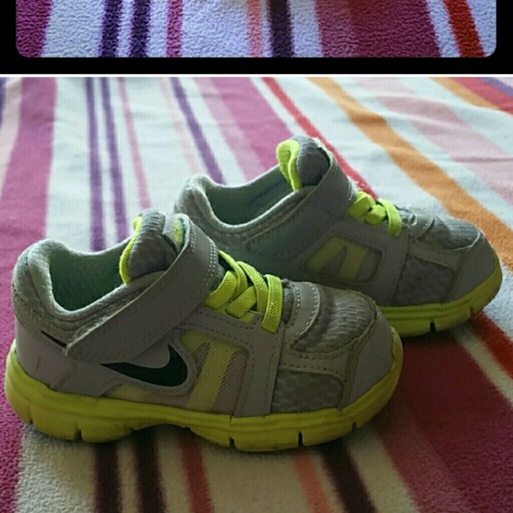 2 pair nike toddler boys