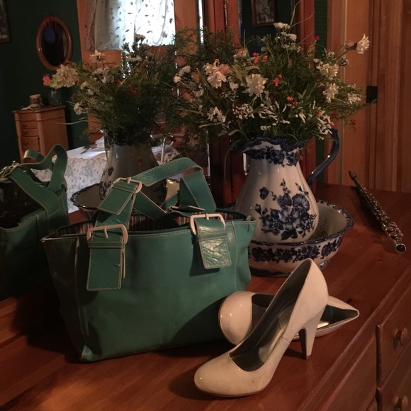 Teal leather shoulder bag