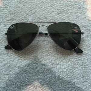 Ray-Ban 52mm black/gunmetal aviators
