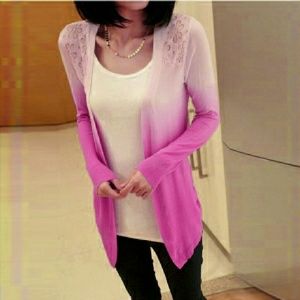 💙❤Gorgeous Pink/White Ombre Sweater!