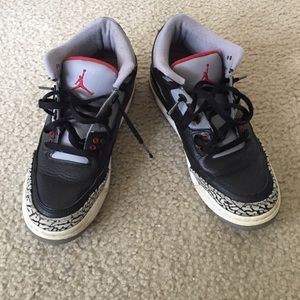 Black Cement 3's Jordan's