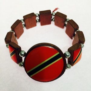 Adorable colorful Brand new Bracelet expandable!