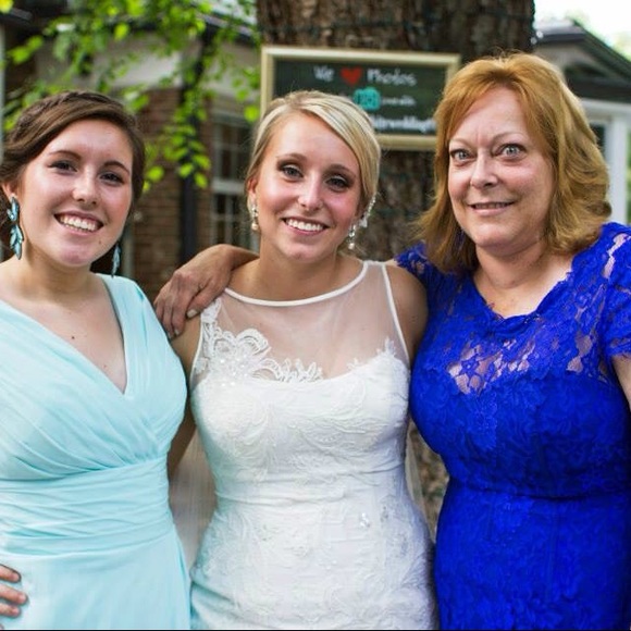 Meet your Posher, Dakota - Picture 4 of 8