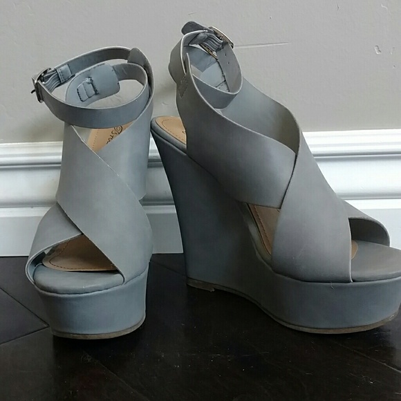 Gray wedges