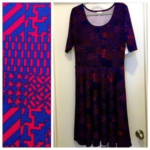 XL LuLaRoe Nicole dress. So cute!
