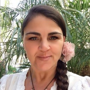 Meet your Posher, Dawn