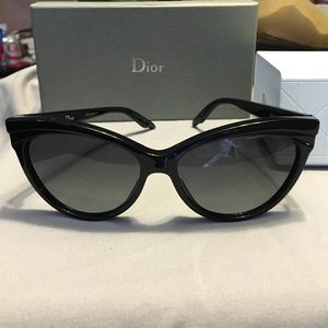 Dior Sauvage cat eye sunglasses