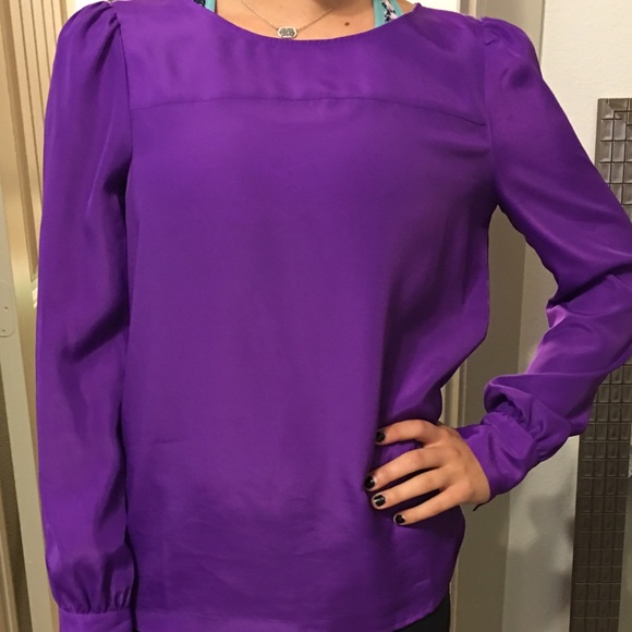 A purple M jcrew blouse! Good condition
