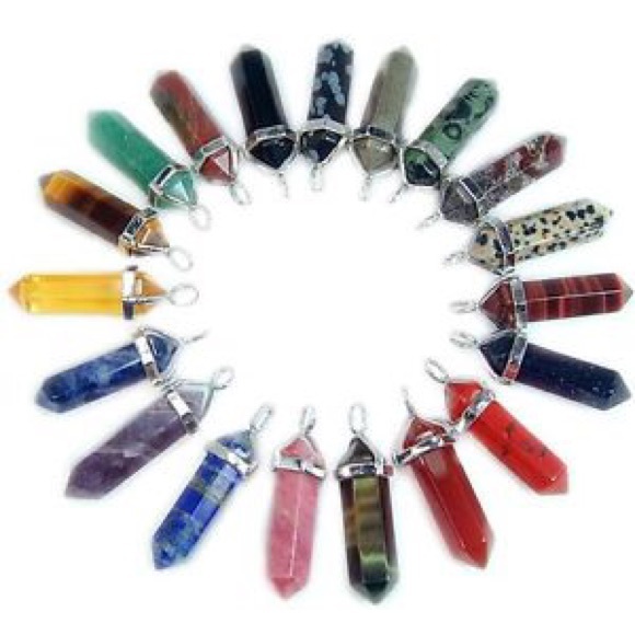 Natural Crystal Pendant Neclace - Picture 2 of 4