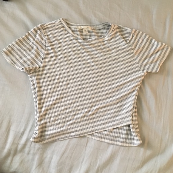 Silence + noise stripped crop top XS