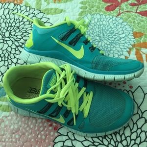 Nike free runs needs washing