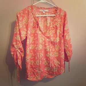 Quarter sleeve shirt