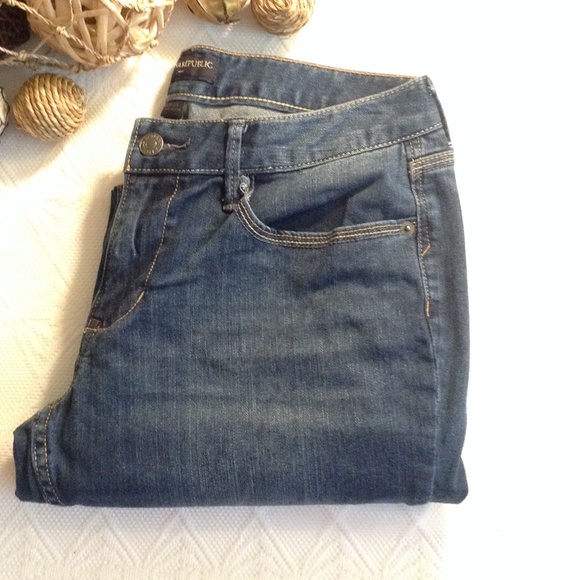 ⭐️HP 11/2/19⭐️ Banana Republic Cuffed Dress Jeans - Picture 4 of 4