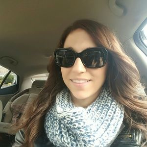 Meet your Posher, Melanie