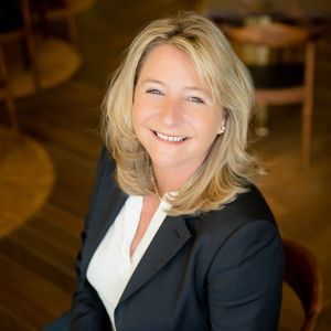 Meet your Posher, Eugenia