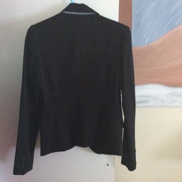 Black blazer - Picture 2 of 2