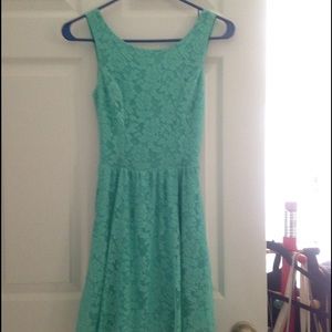 ⚠️LAST CALL⚠️ Mimi Chica Mint Green Lace Dress