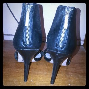 Kardashian Kollection heels