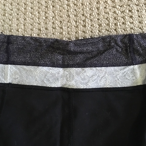 Lululemon yoga pants - Picture 2 of 2