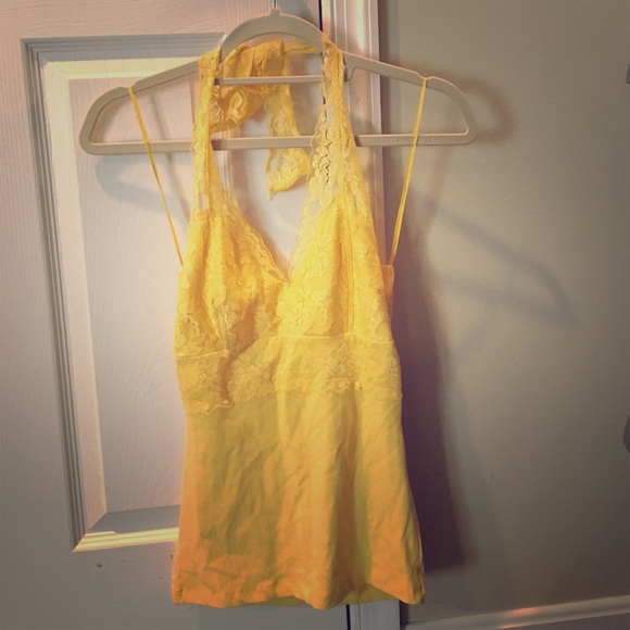 Halter top.