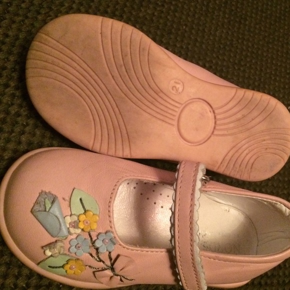 Cute little pale pink toddler shoes