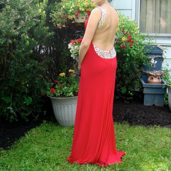 Red Sherri hill prom gown