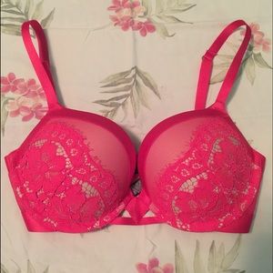Victoria's Secret push up bra Very Sexy