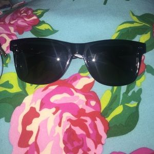 Taylor swift sunglasses