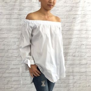 LAST ONE!  Off the Shoulder Top w/ Wrist Ties Sz M