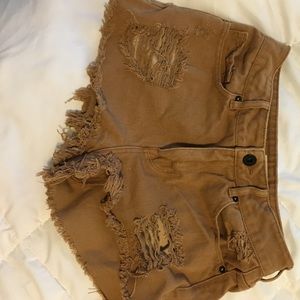 Bullhead tan destroyed short