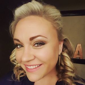 Meet your Posher, Monica