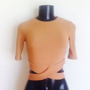 Supercute! 💋 crop top✨