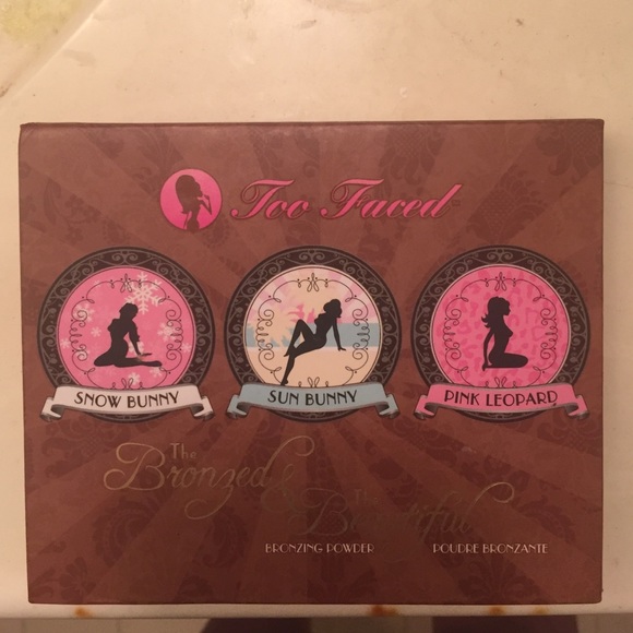 bronze and blush kit by too faced