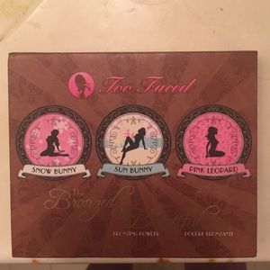 bronze and blush kit by too faced
