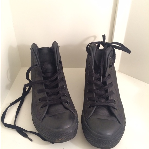 All black Converse