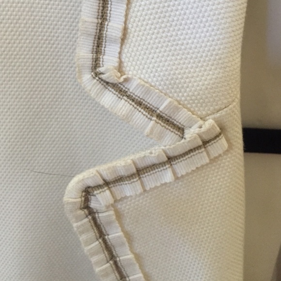 Beautifully Detailed Blazer/Jacket - Picture 2 of 4