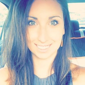 Meet your Posher, Jenn