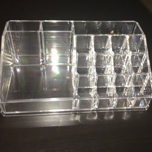 Makeup organizer