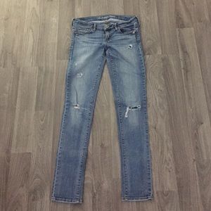 American Eagle Outfitters Destroyed Skinny Jeans