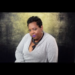 Meet your Posher, Glenda
