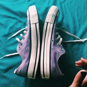 ✨SOLD ON MERC✨ Lavender all star converse converse