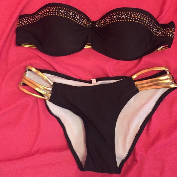 Black and gold bandeau bikini