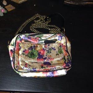 Kimchi Blue Soft Floral Purse