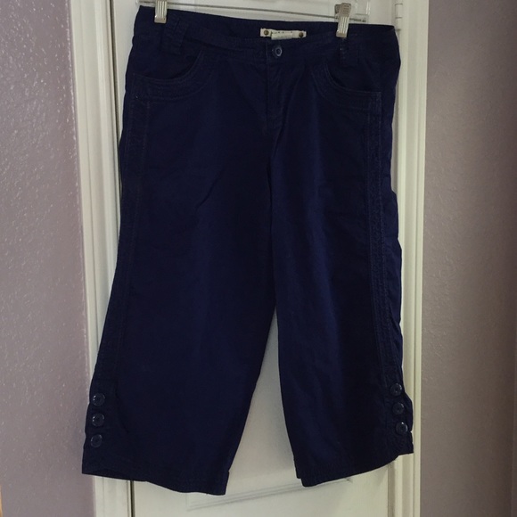 Blue capris