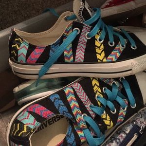 Chevron design low converse
