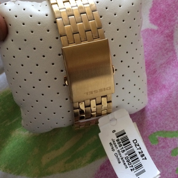 Diesel "TimeFrame" Watch - Picture 3 of 4