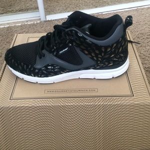 Gourmet Footwear-only worn ONCE!