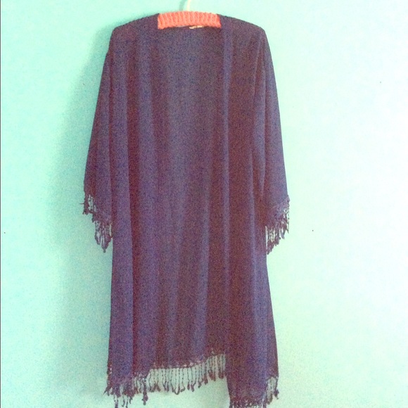 beautiful blue kimono with fringe. Stunning,