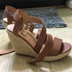 NWOT ALTAR'D STATE WEDGES